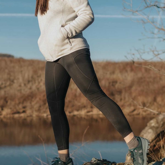 LIVSN Black Leggings - Picture 1 of 4
